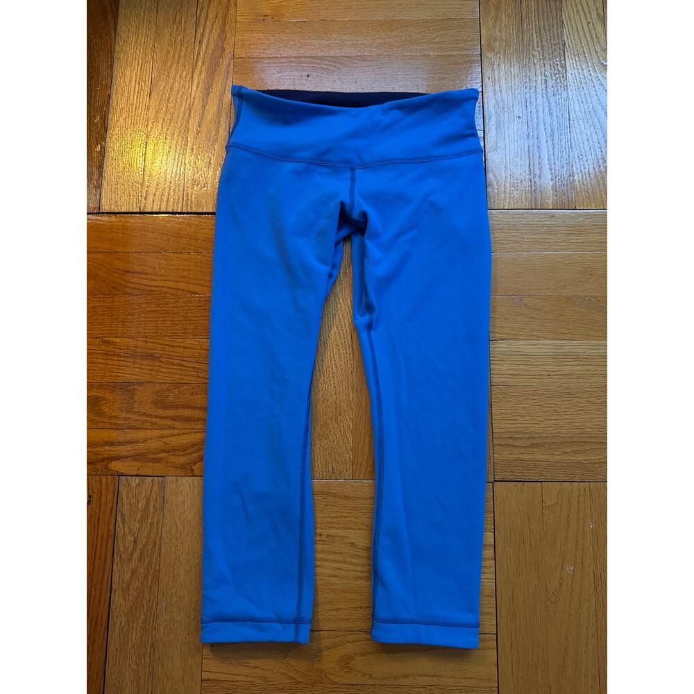 lululemon reversible cropped leggings blue/navy size 6